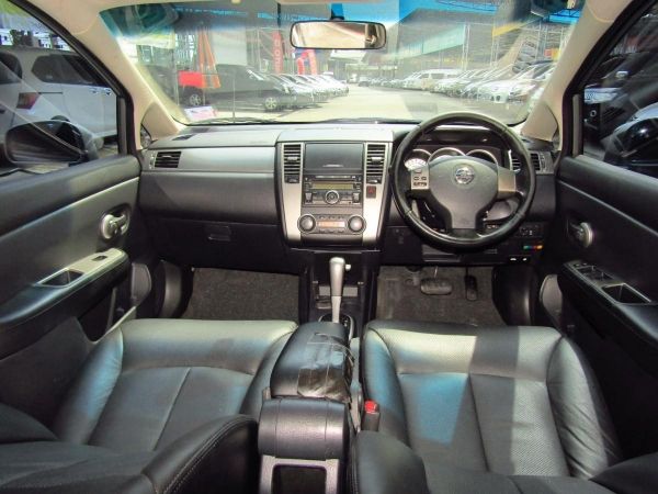 Nissan tiida 1.8G Auto/2011 รูปที่ 4